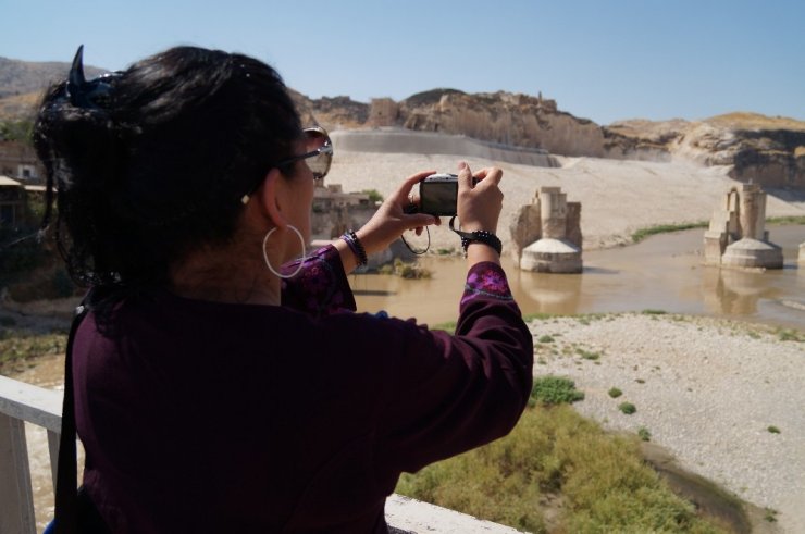 Hasankeyf her geçen gün kendine çekiyor