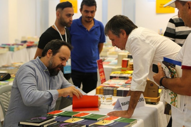 Maltepe Kitap Fuarı kapılarını açtı