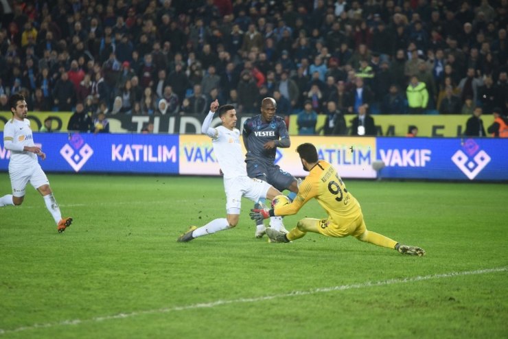 Trabzon'da gol yağmuru! Fileler 8 kez havalandı