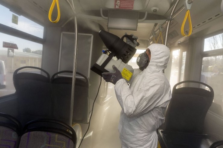 İzmir’de toplu ulaşıma virüs önlemi