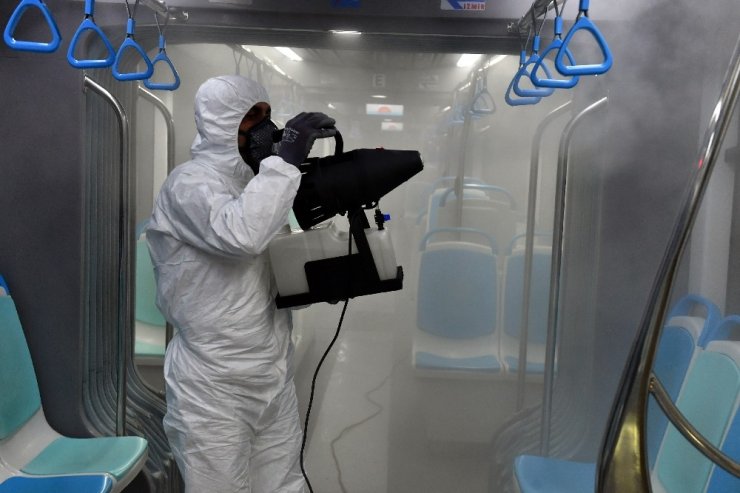 İzmir’de toplu ulaşıma virüs önlemi