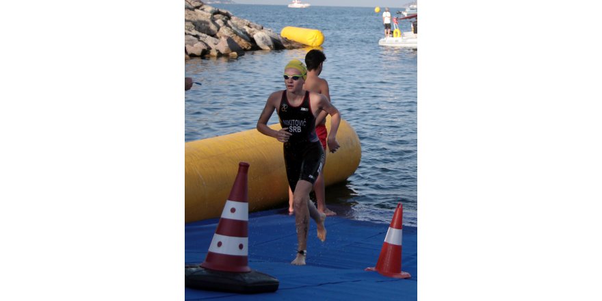kartal-belediyesi-triatlon-balkan-sampiyonasina-ev-sahipligi-yapti-16.JPG